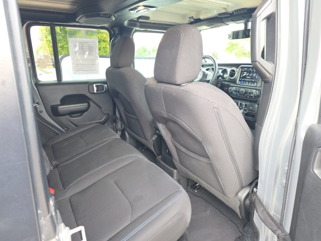 2023 Jeep Wrangler Rubicon 4xe photo 12