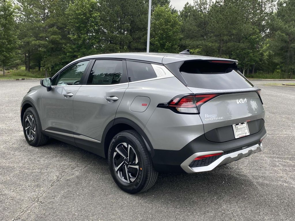 2025 Kia Sportage Hybrid LX photo 4