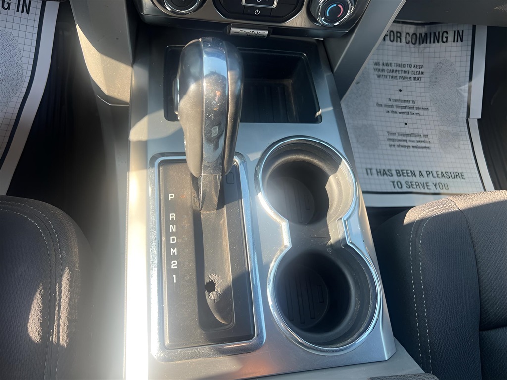 2014 Ford F-150 FX4 photo 27