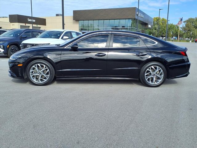 2023 Hyundai Sonata SEL photo 2