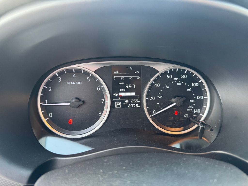 2024 Nissan Kicks S photo 10