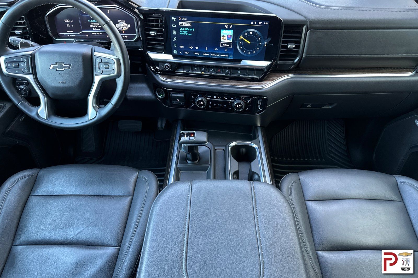 2024 Chevrolet Silverado 1500 RST photo 15