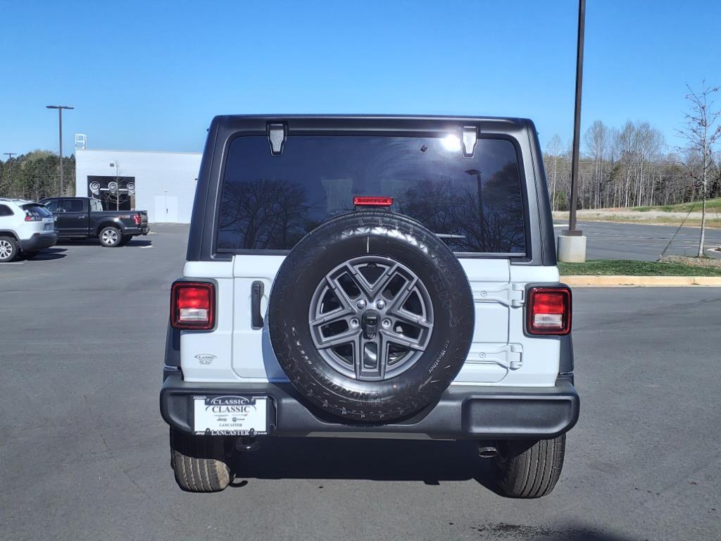 2025 Jeep Wrangler Sport S photo 17