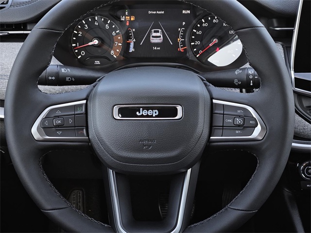2025 Jeep Compass North Edition Latitude photo 17