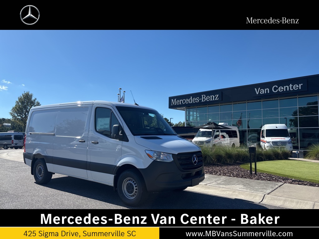 2026 Mercedes-Benz Sprinter Cargo Van Base's photo