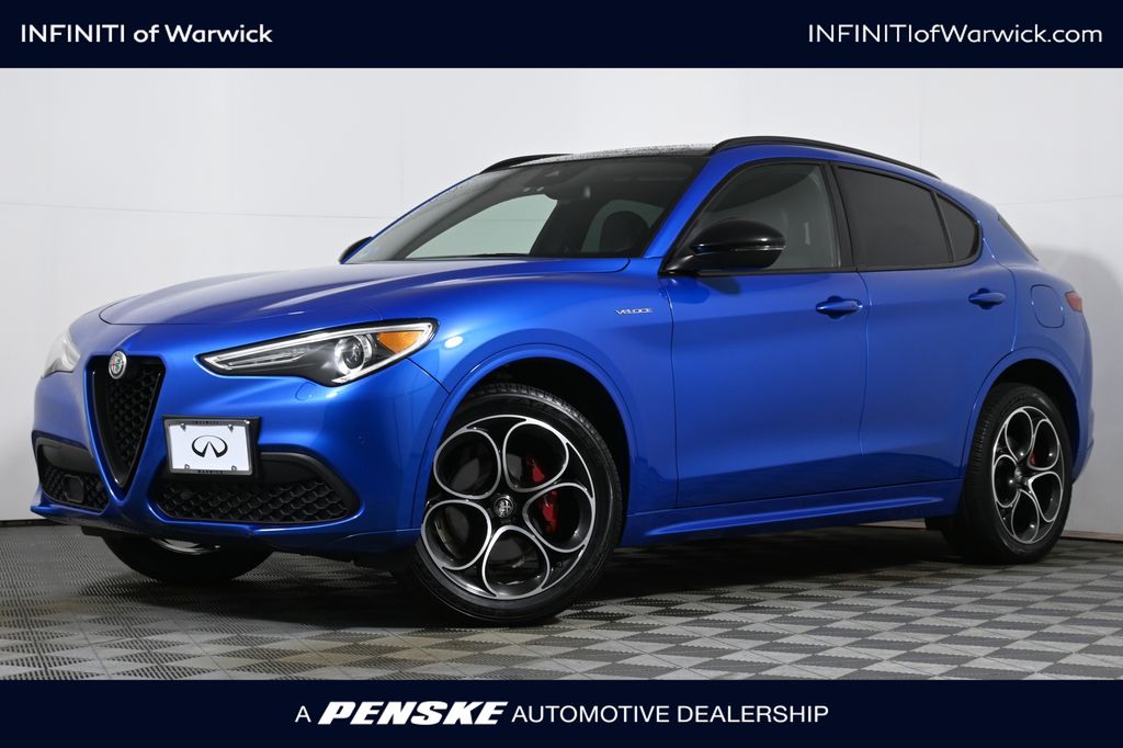 2022 Alfa Romeo Stelvio Ti Veloce's photo
