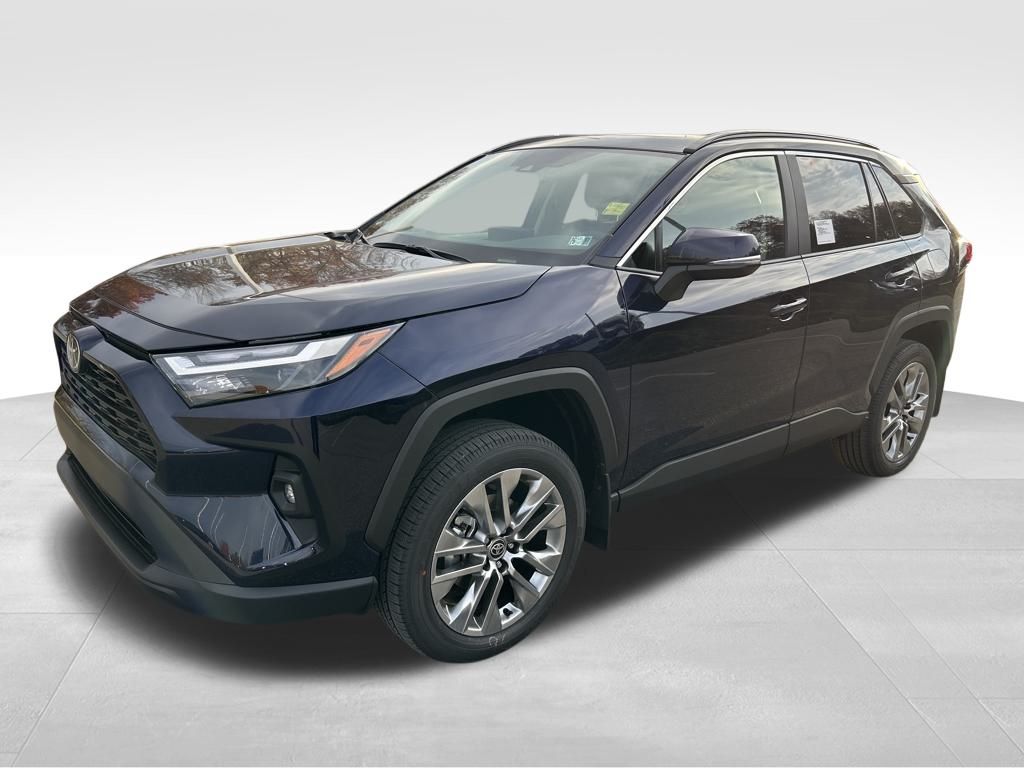 2025 Toyota RAV4 XLE Premium's photo