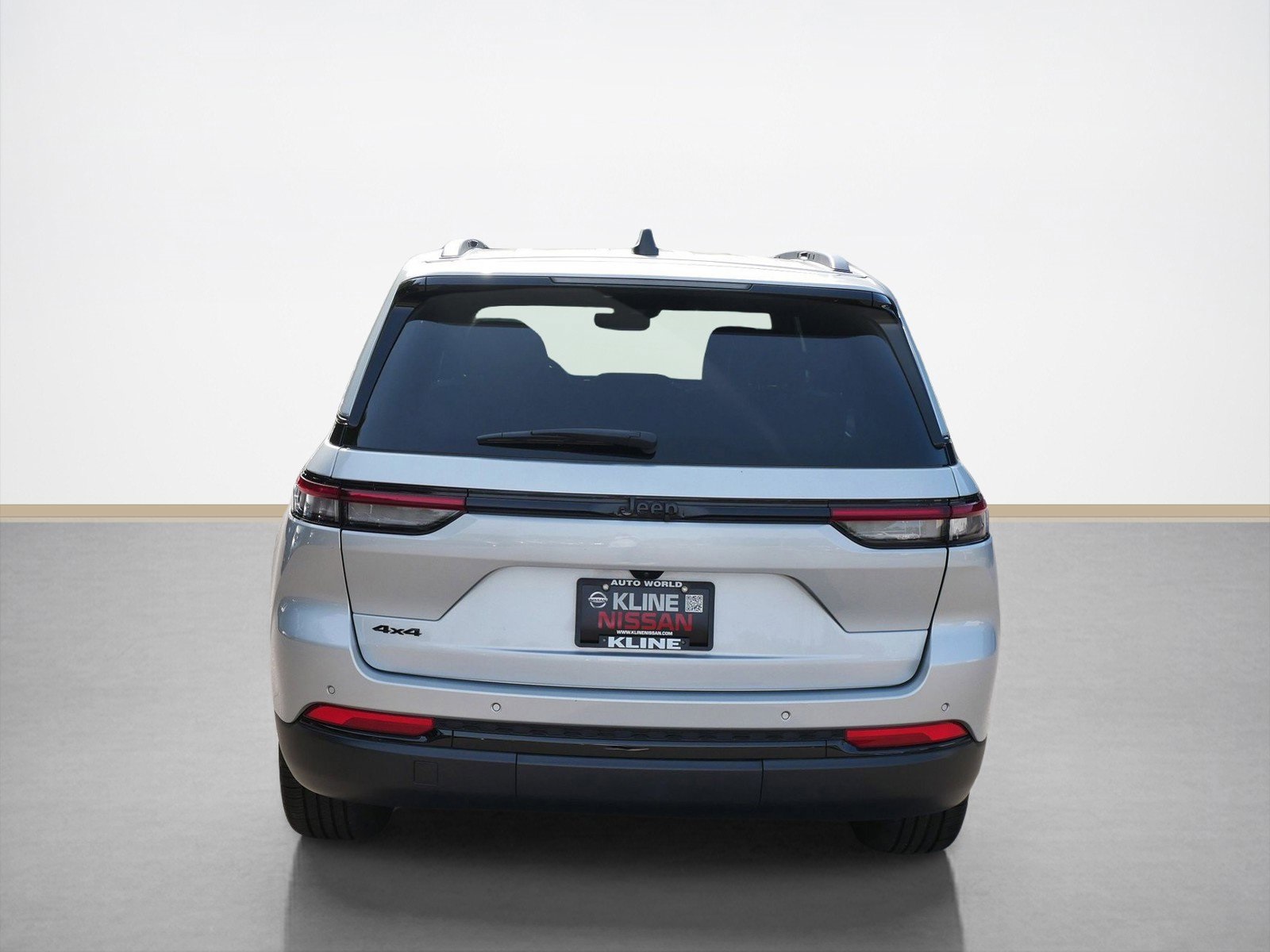2023 Jeep Grand Cherokee Altitude photo 4