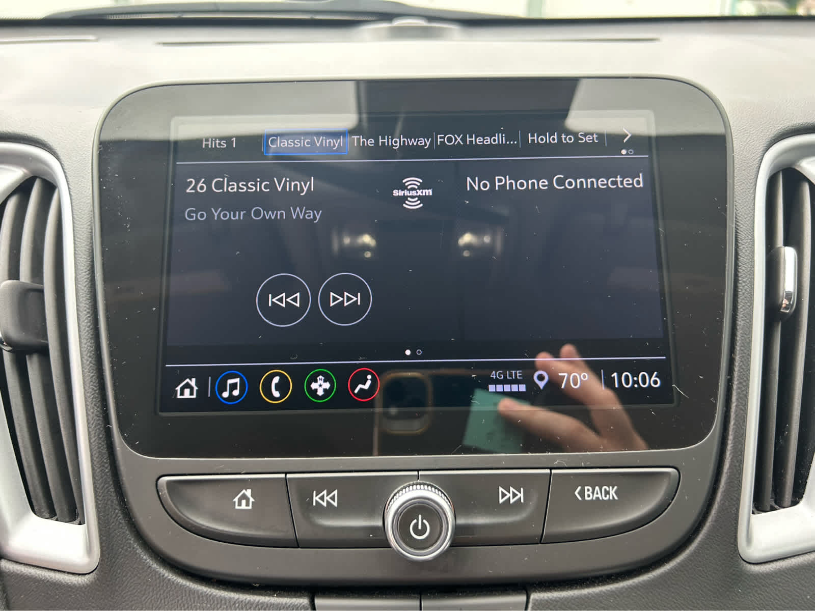 2023 Chevrolet Malibu 1LT photo 18