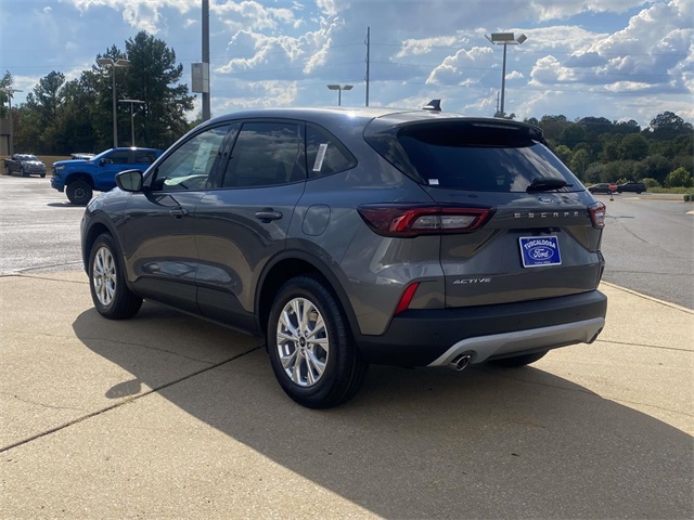 2026 Ford Escape Active photo 4