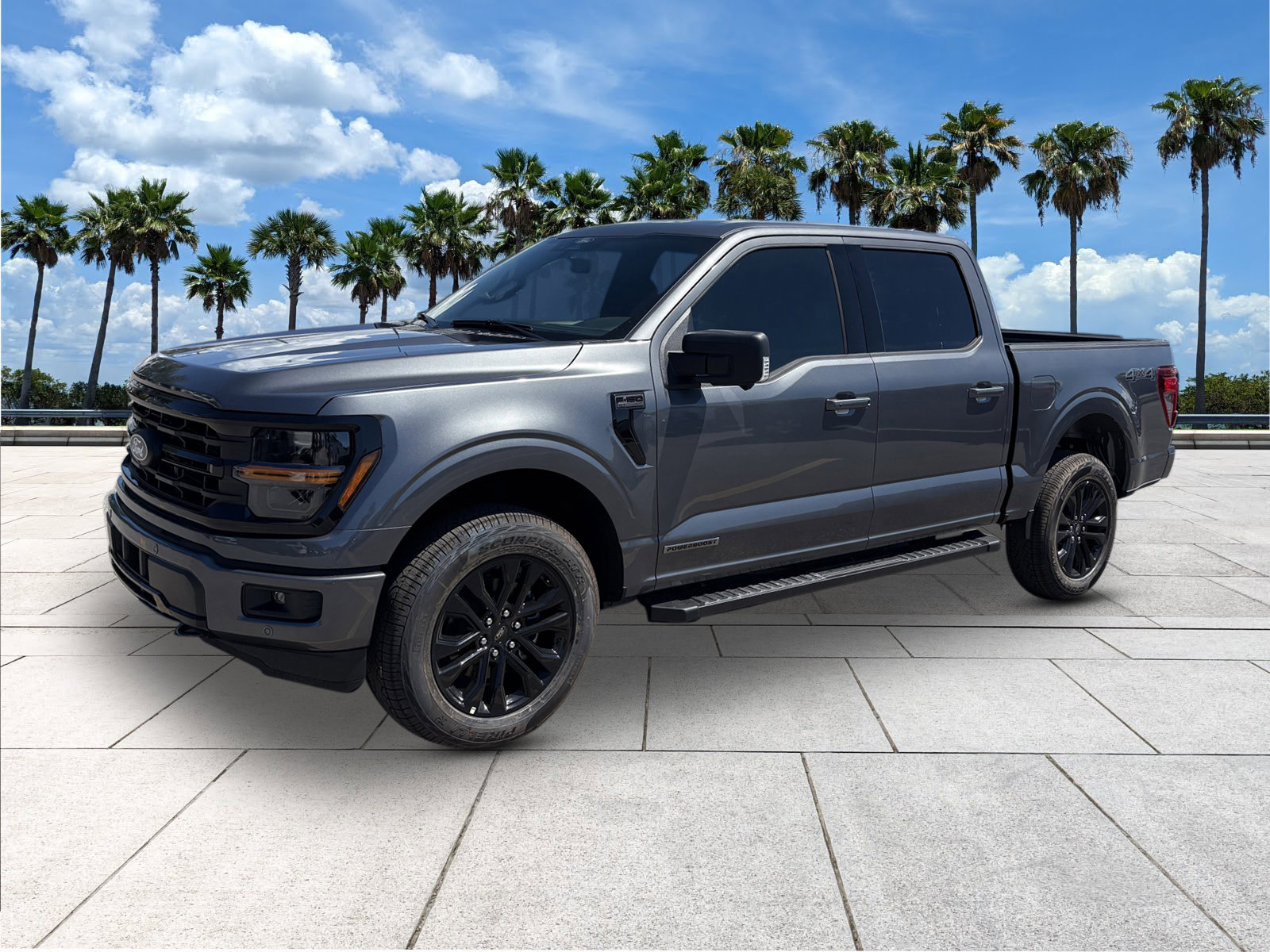 2025 Ford F-150 XLT photo 4