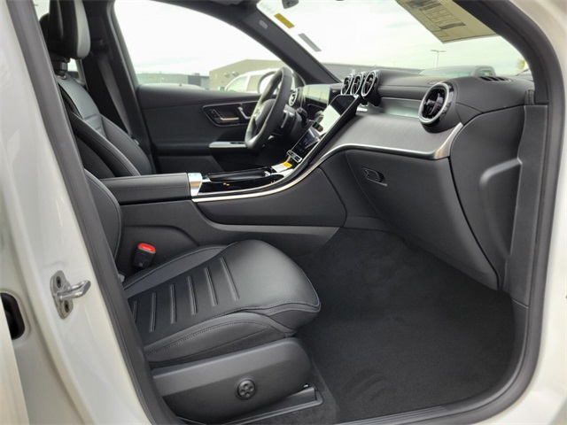 2026 Mercedes Benz GLC 300 4MATIC photo 11