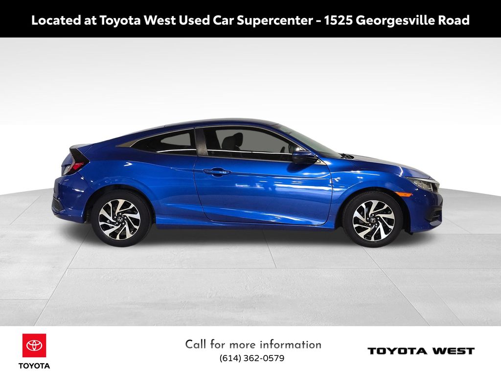 2017 Honda Civic LX photo 4