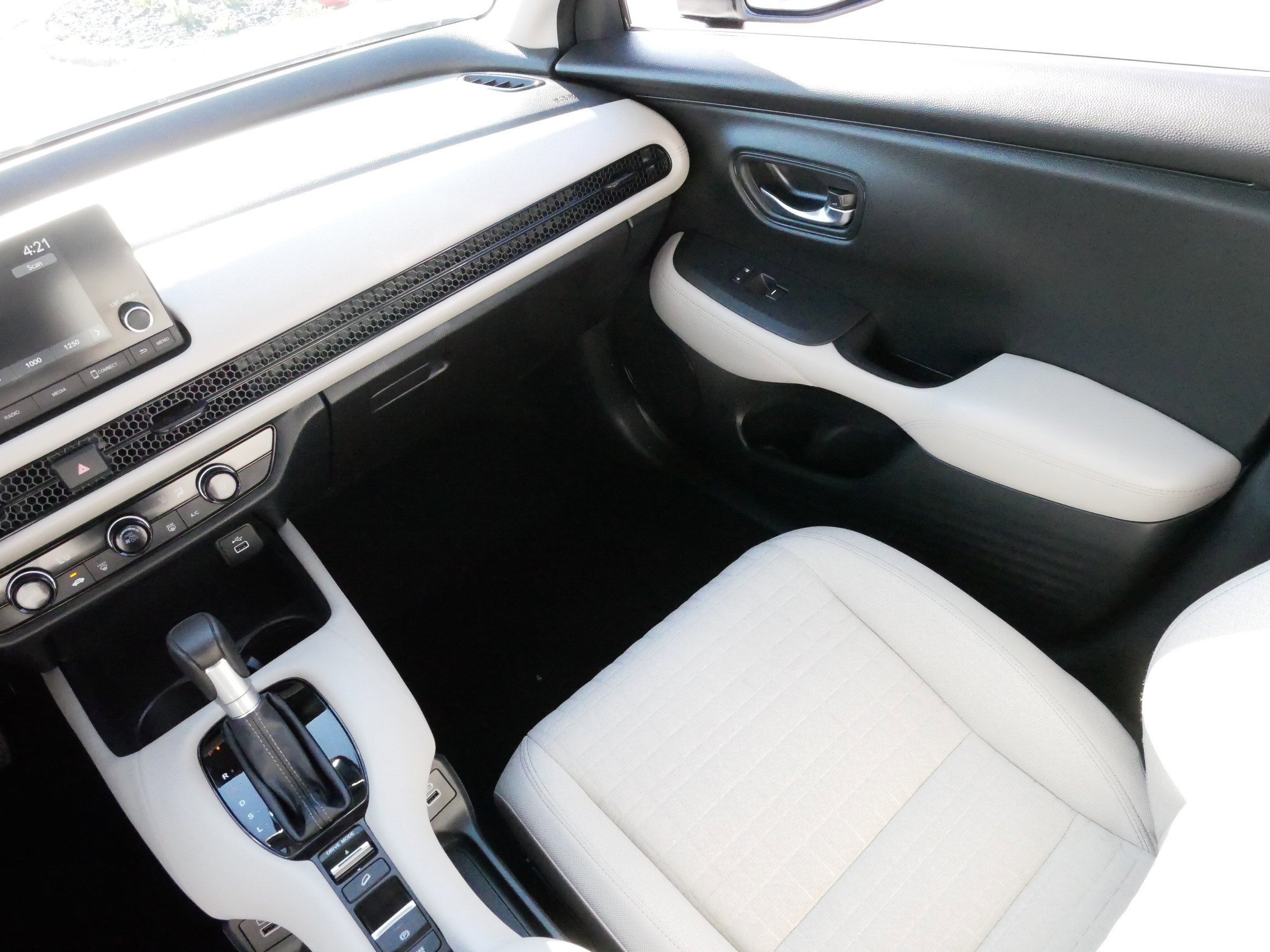 2023 Honda HR-V LX photo 10