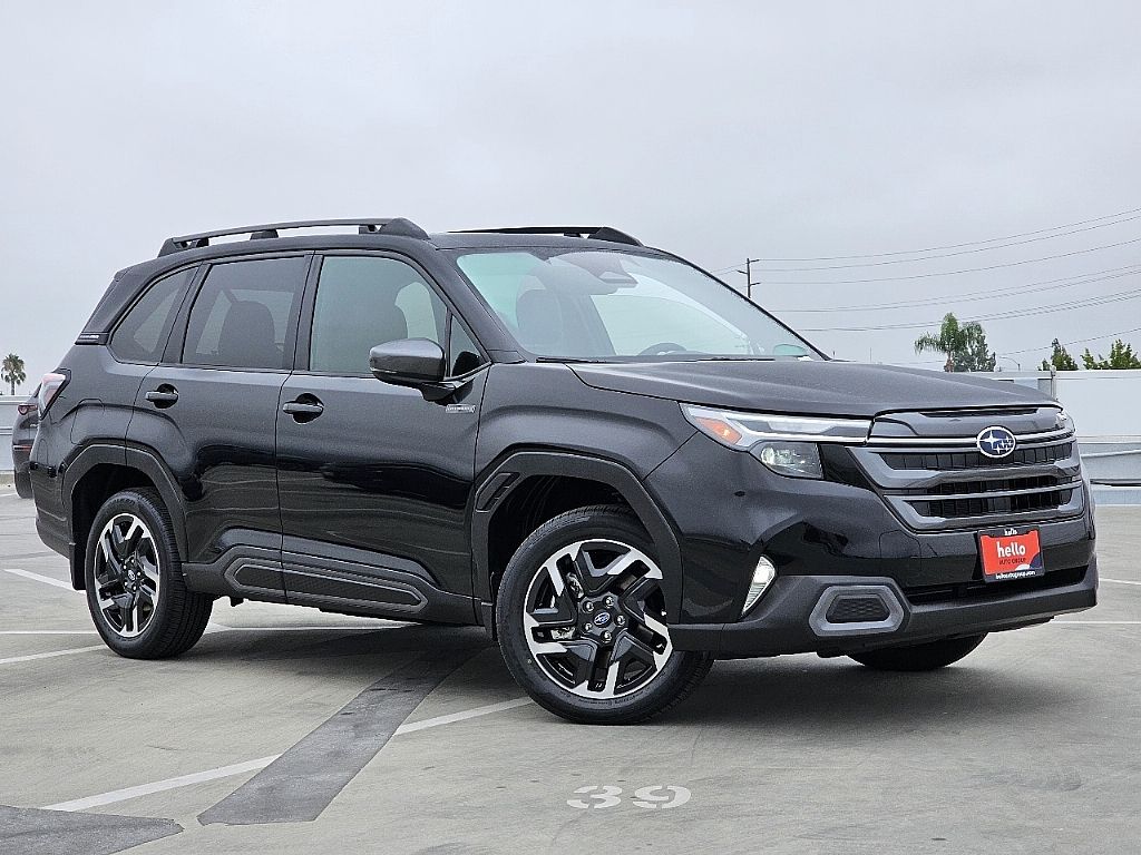 2025 Subaru Forester Limited photo 2