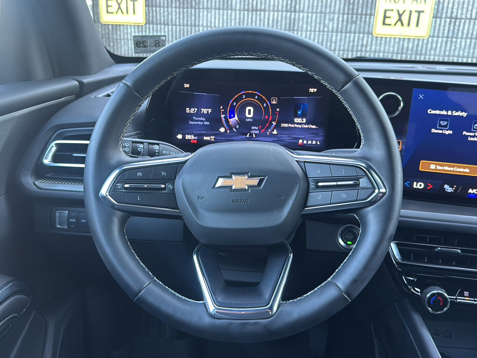 2024 Chevrolet Traverse photo 31