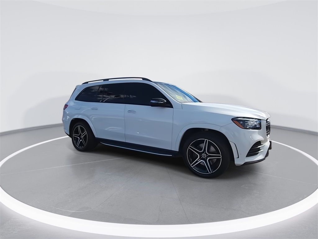 2022 Mercedes Benz GLS 450 4MATIC photo 2