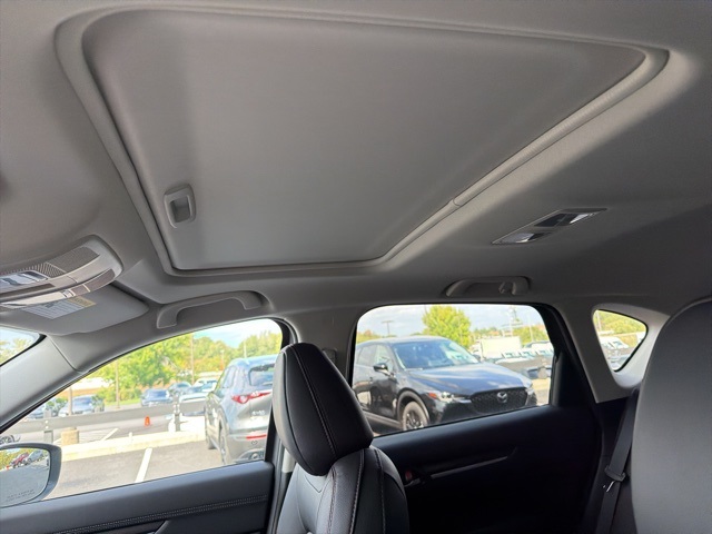 2025 Mazda CX-5 2.5 S Carbon photo 11