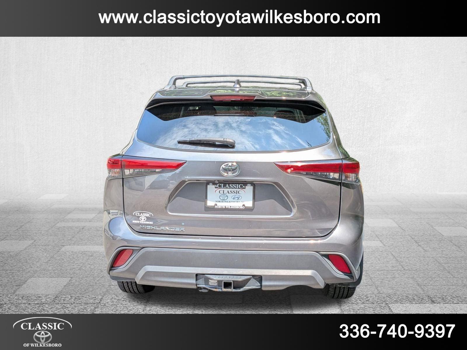 2022 Toyota Highlander XLE photo 6