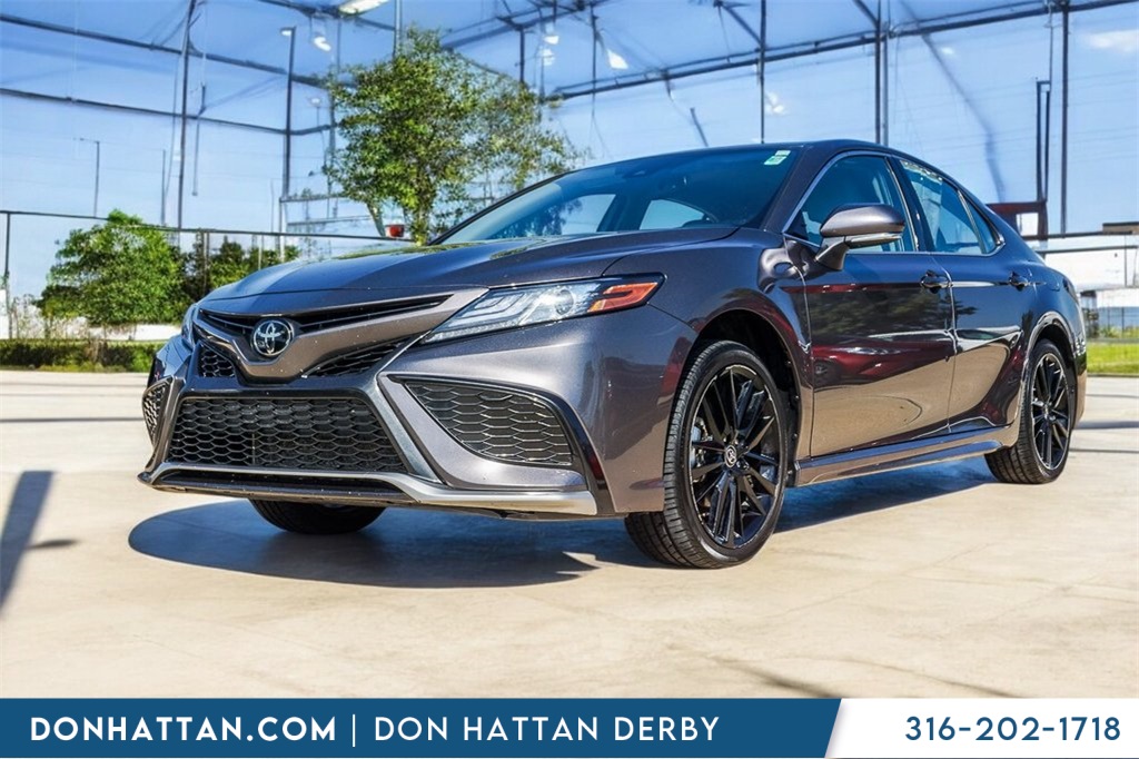 2023 Toyota Camry XSE's photo