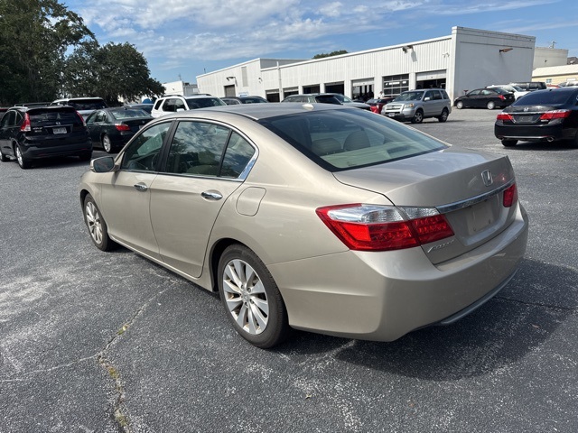 2015 Honda Accord EX-L photo 4