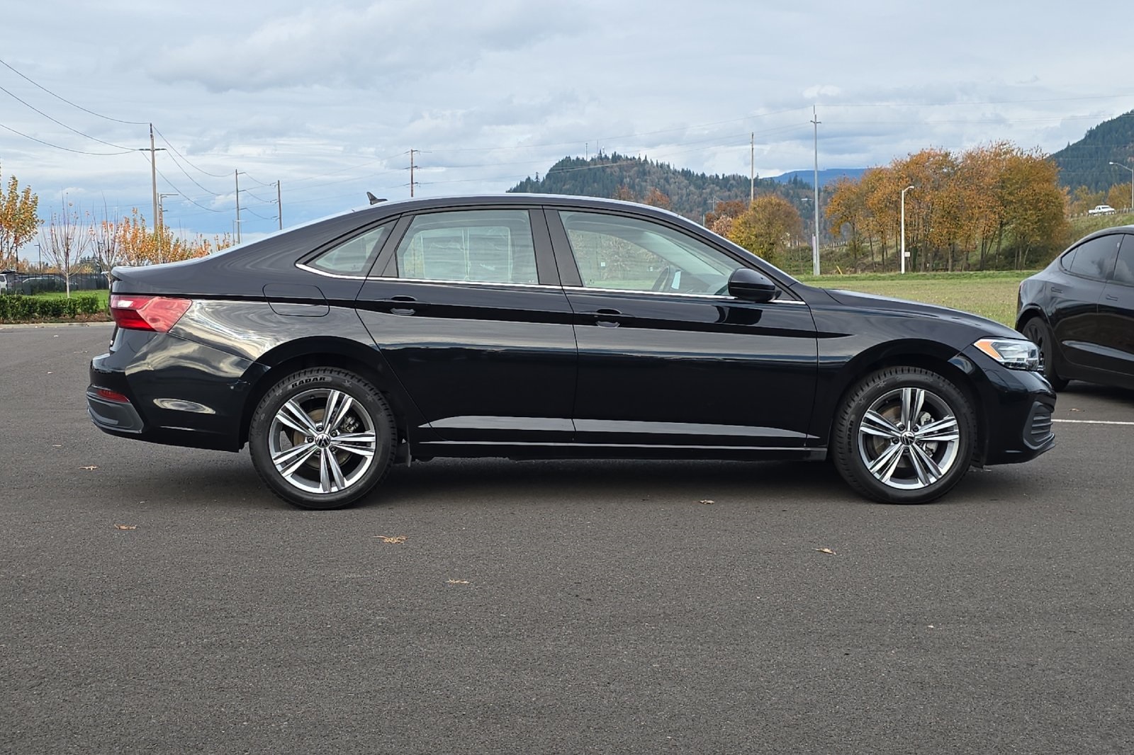 2024 Volkswagen Jetta 1.5T SE photo 2