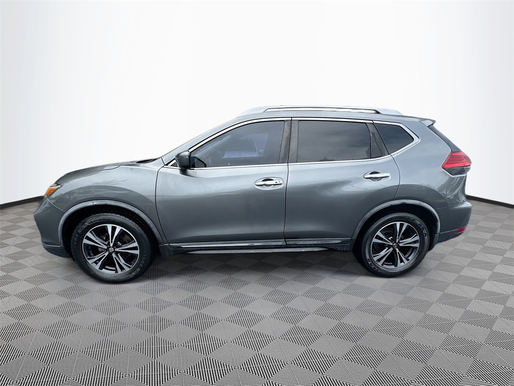 2017 Nissan Rogue SL photo 4