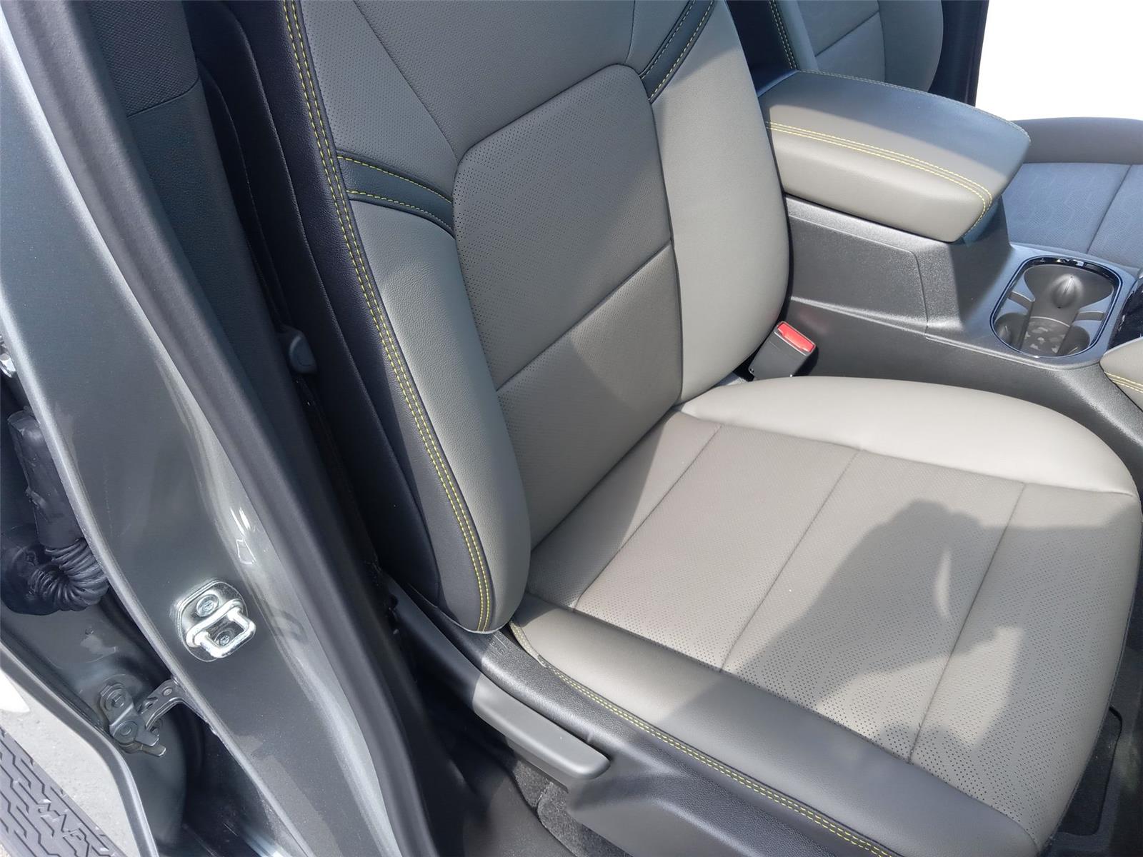 2026 Chevrolet Colorado ZR2 photo 12