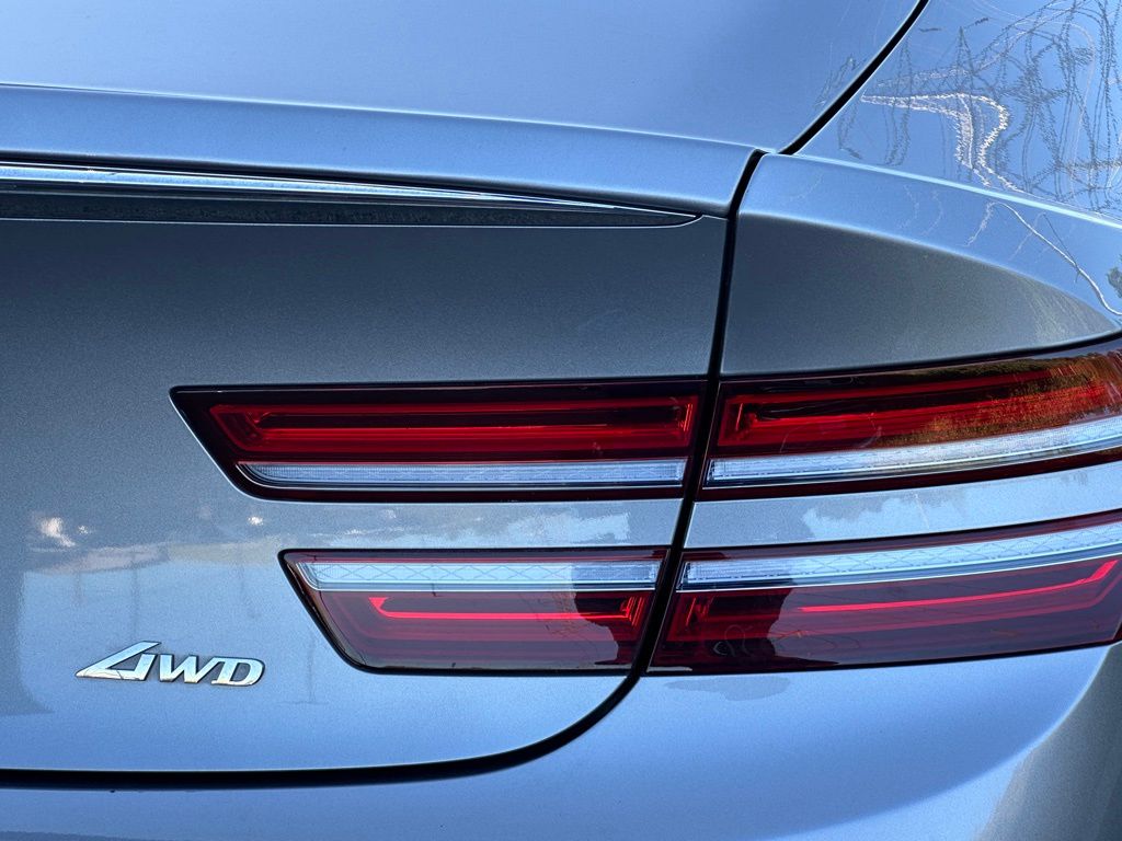 2024 Genesis G80 2.5T photo 14