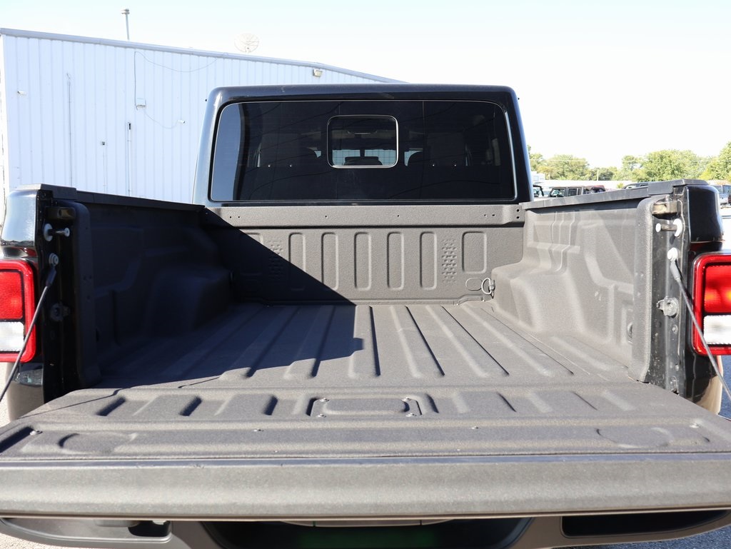 2023 Jeep Gladiator Overland photo 13