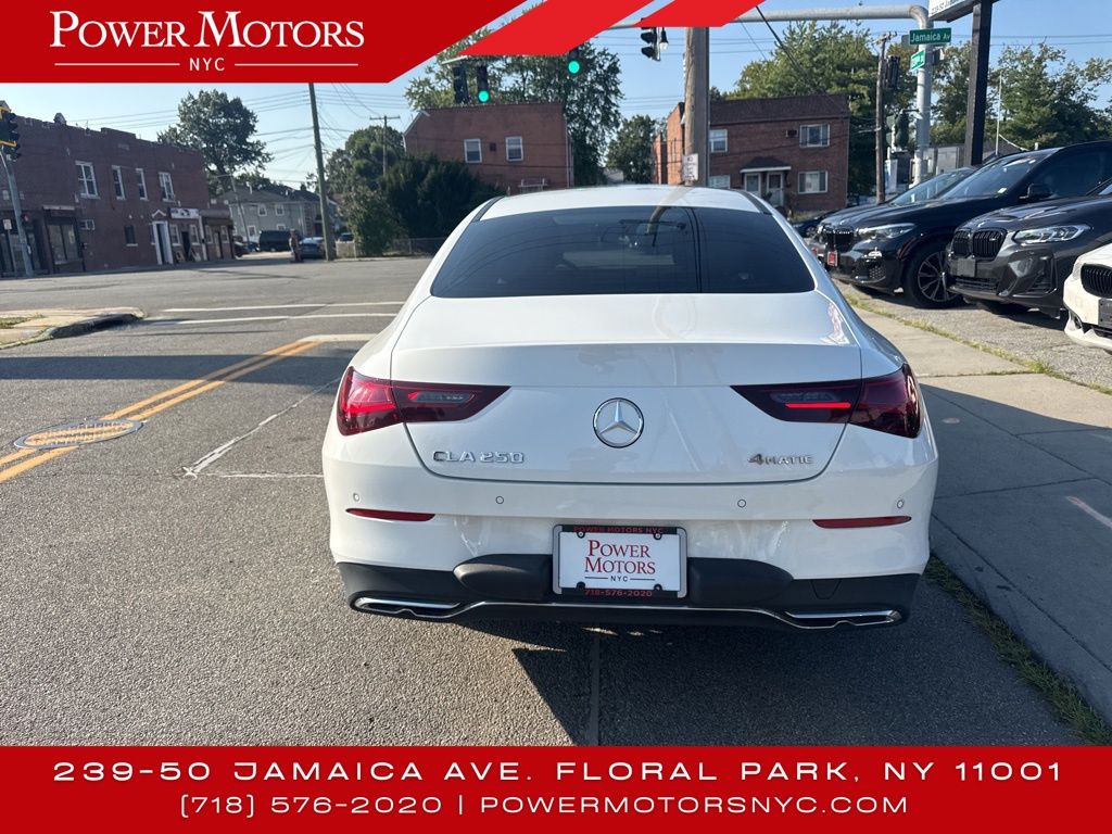 2024 Mercedes Benz CLA 4MATIC 250 photo 4