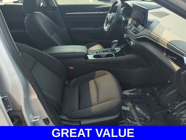 2023 Nissan Altima 2.5 SV photo 24