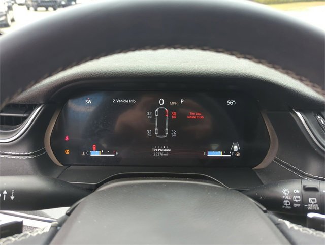 2023 Jeep Grand Cherokee Altitude photo 2