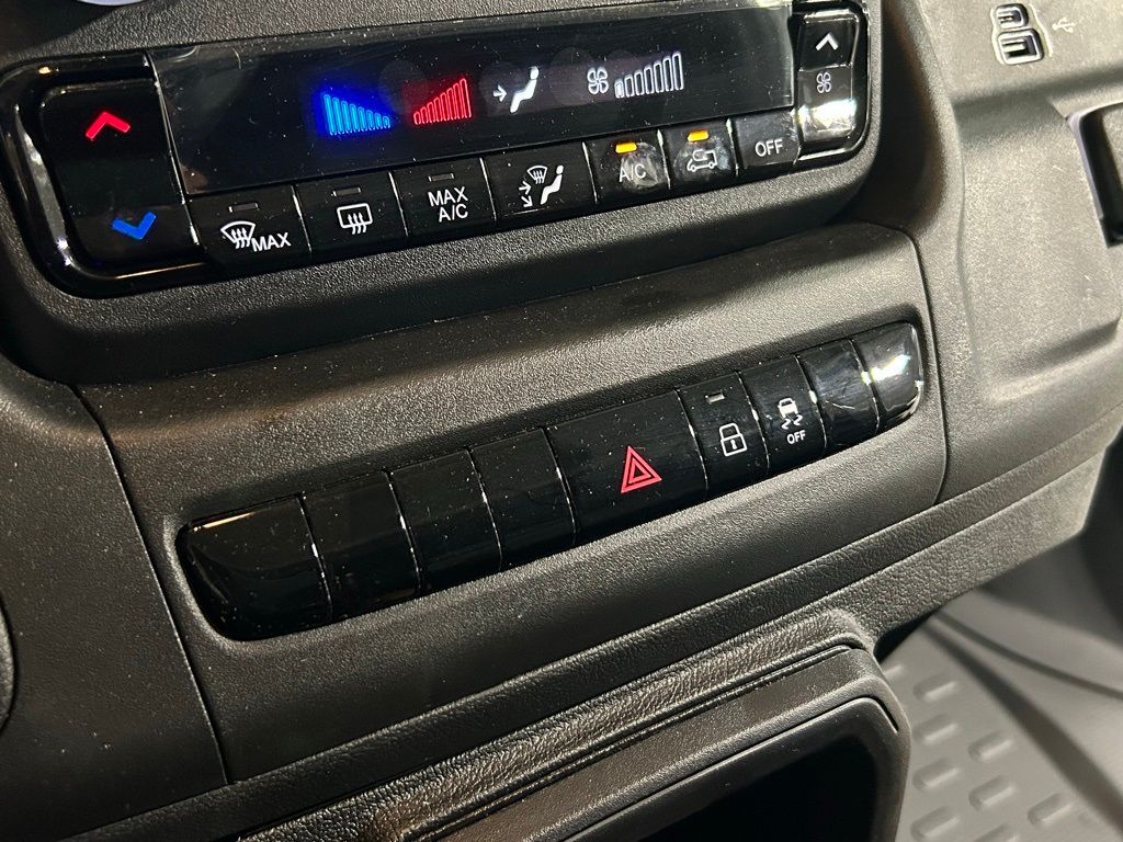 2023 Ram ProMaster 2500 Window Van photo 32