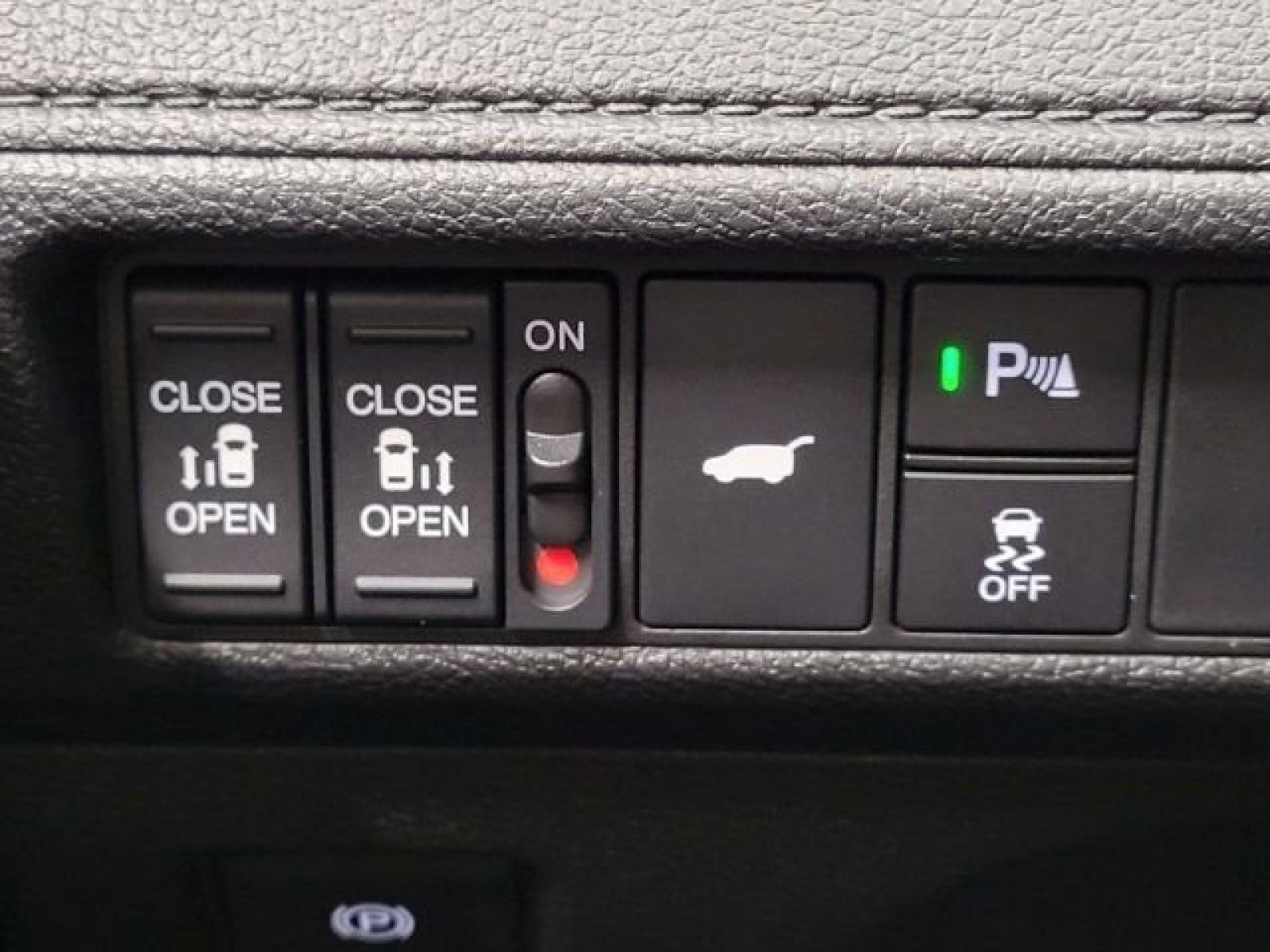 2026 Honda Odyssey Touring photo 19
