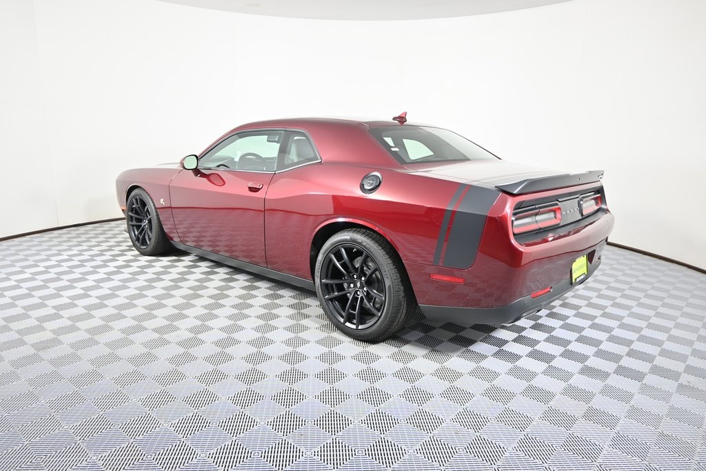 2022 Dodge Challenger R/T Scat Pack photo 4