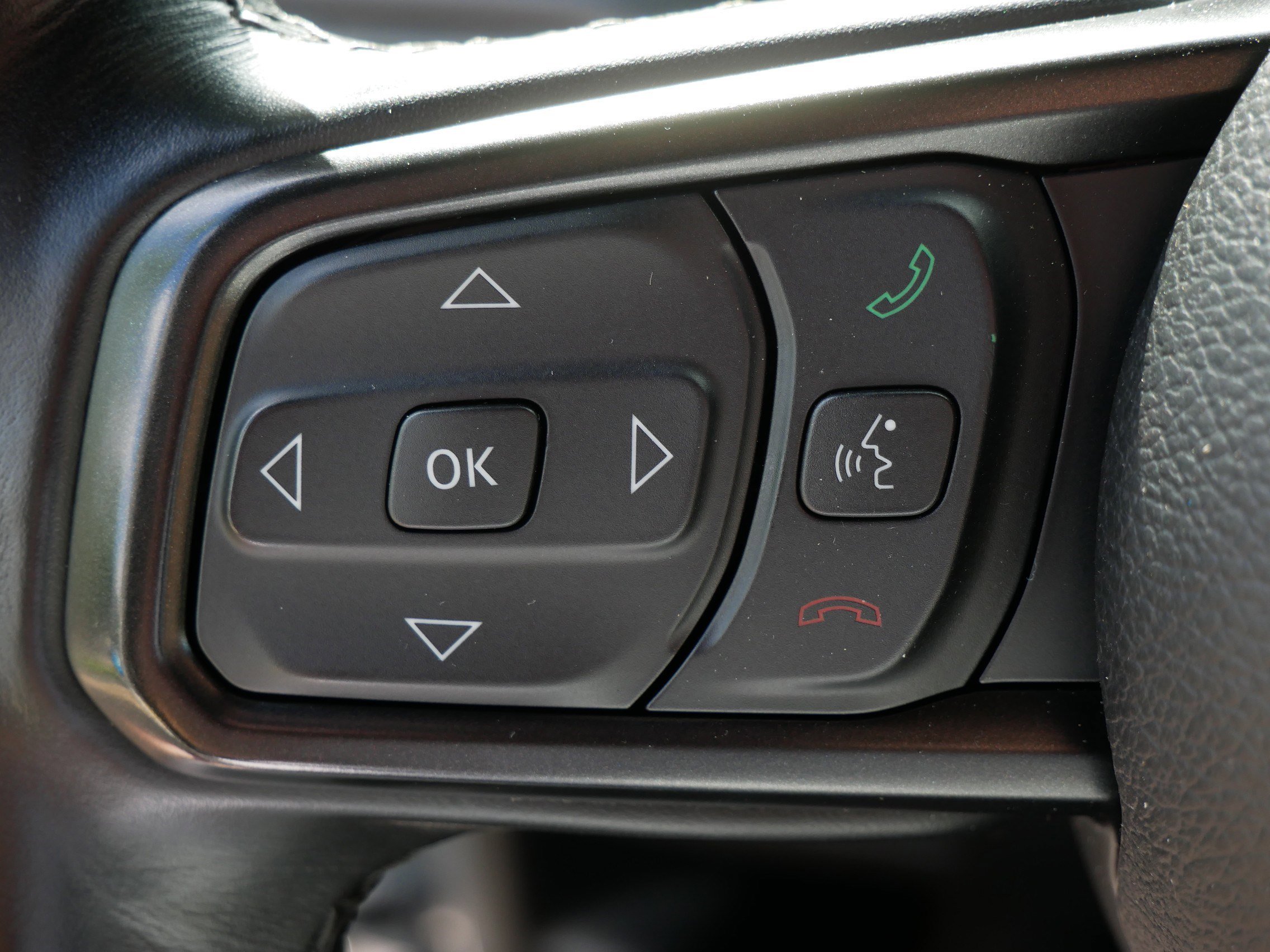 2021 Jeep Gladiator Willys photo 26