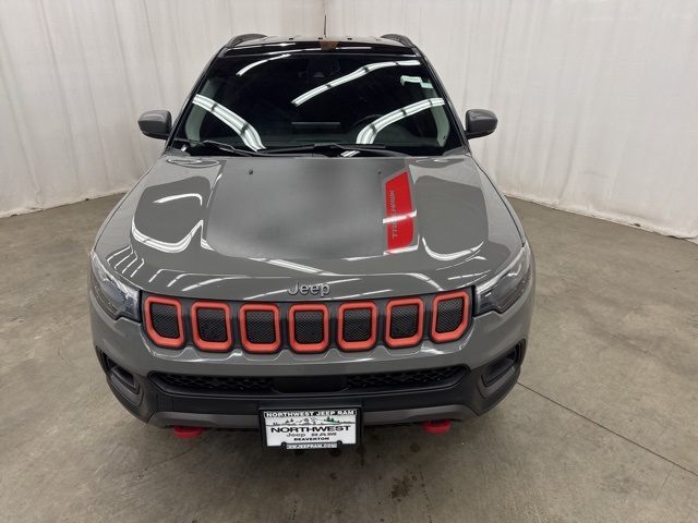 2022 Jeep Compass Trailhawk photo 2