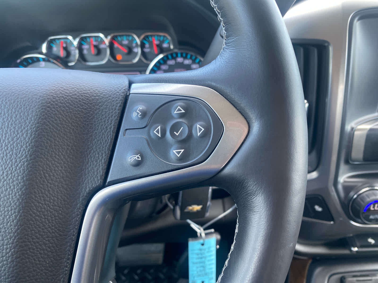2015 Chevrolet Silverado 1500 LTZ photo 18