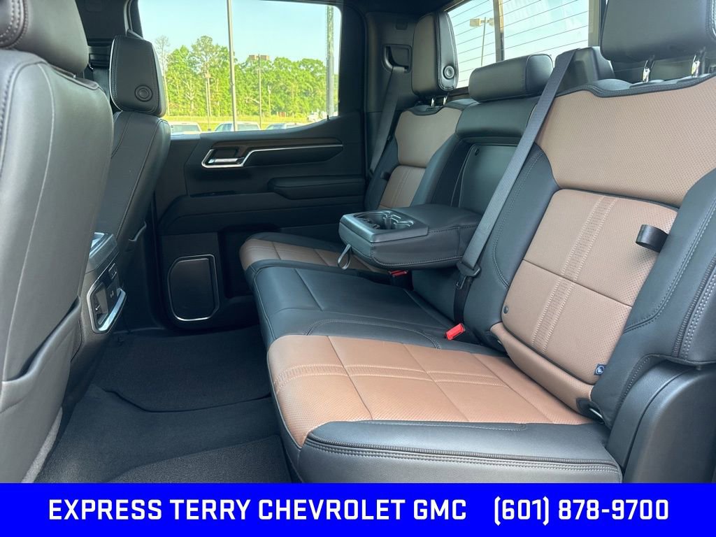 2024 Chevrolet Silverado 1500 High Country photo 27