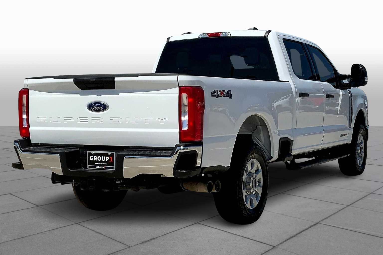 2024 Ford F-250 XLT photo 11