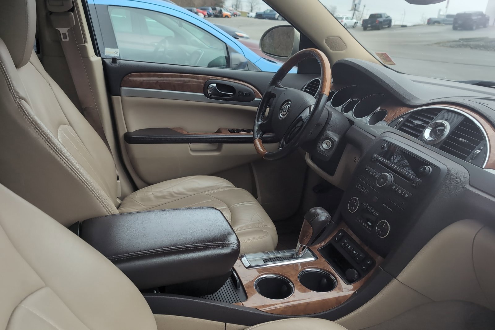 2011 Buick Enclave CXL photo 4