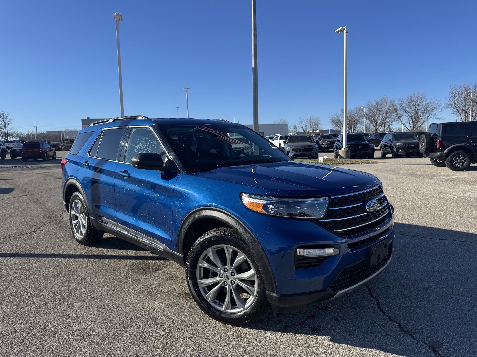 2022 Ford Explorer XLT's photo