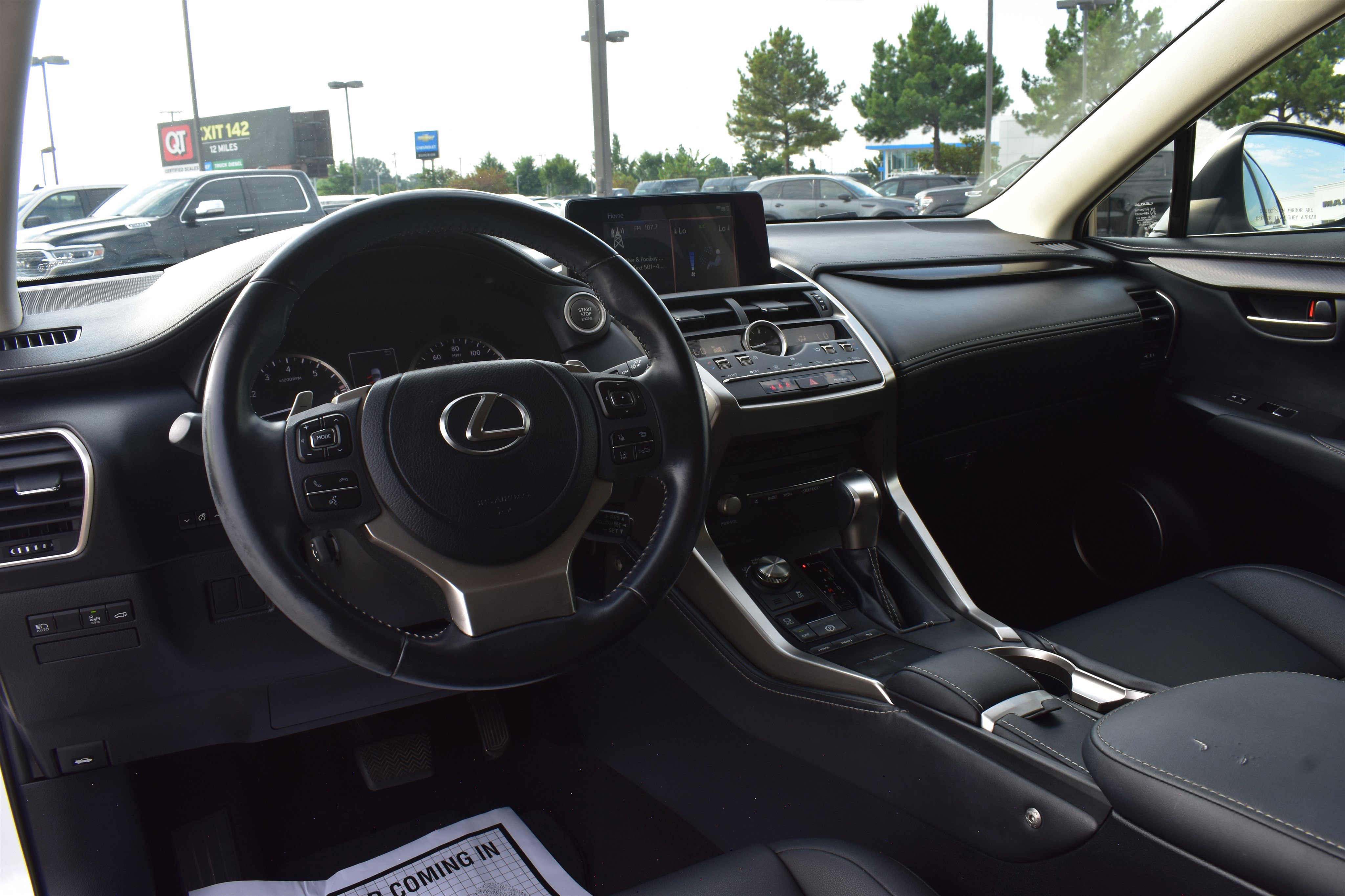 2021 Lexus NX 300 photo 15