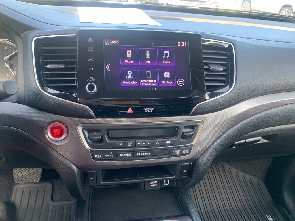2023 Honda Ridgeline RTL photo 11