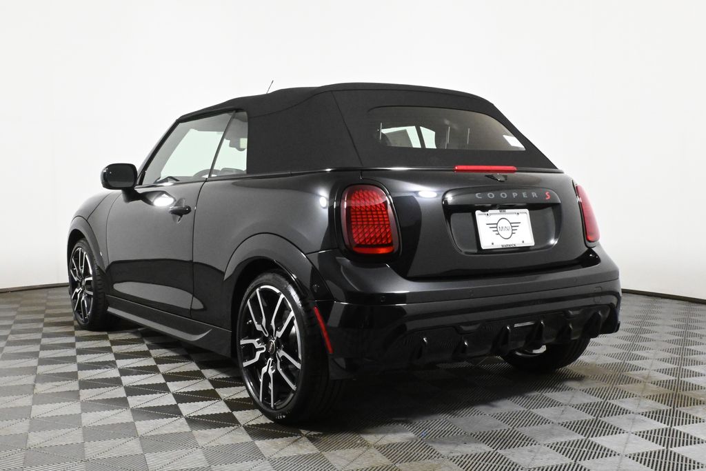 2026 Mini Cooper Convertible Iconic photo 6