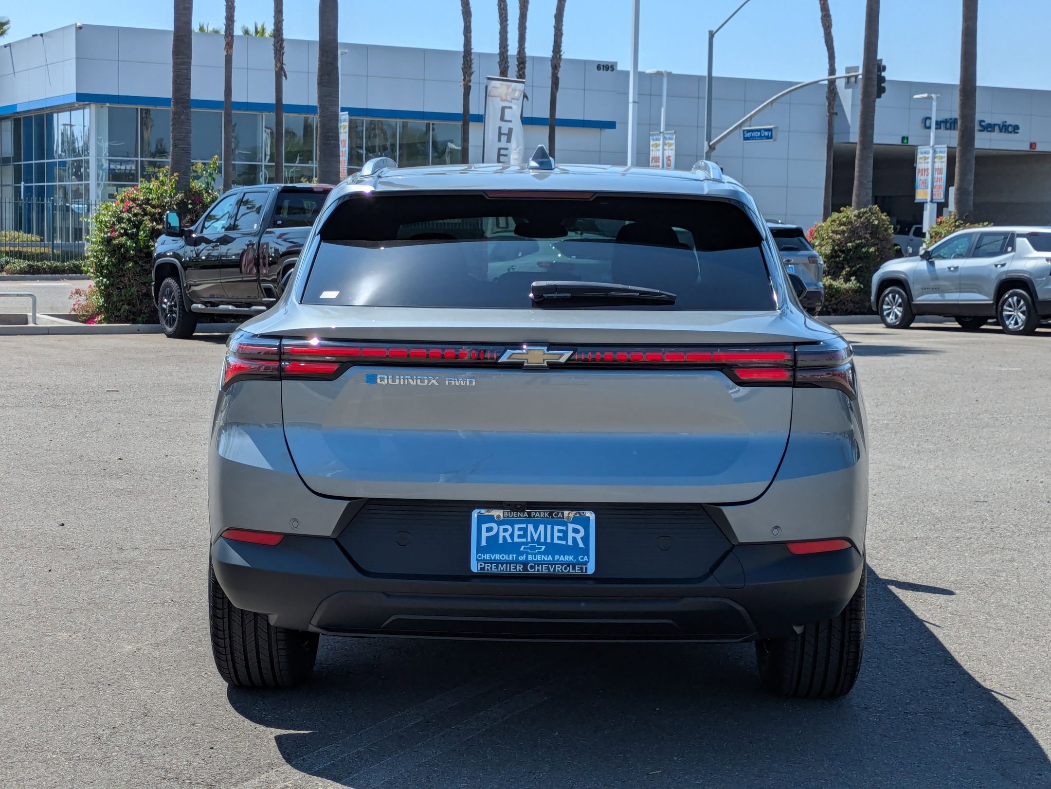 2026 Chevrolet Equinox EV 1LT photo 2