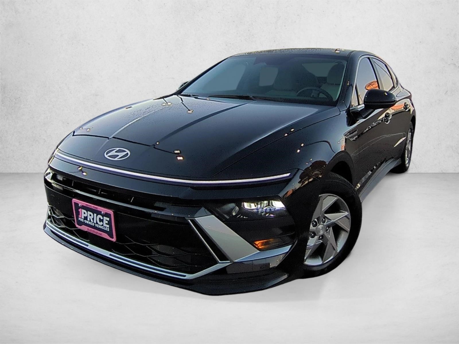 2025 Hyundai Sonata SE's photo