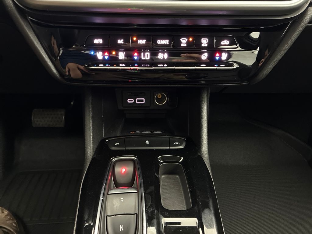 2023 Chevrolet Bolt EUV photo 17