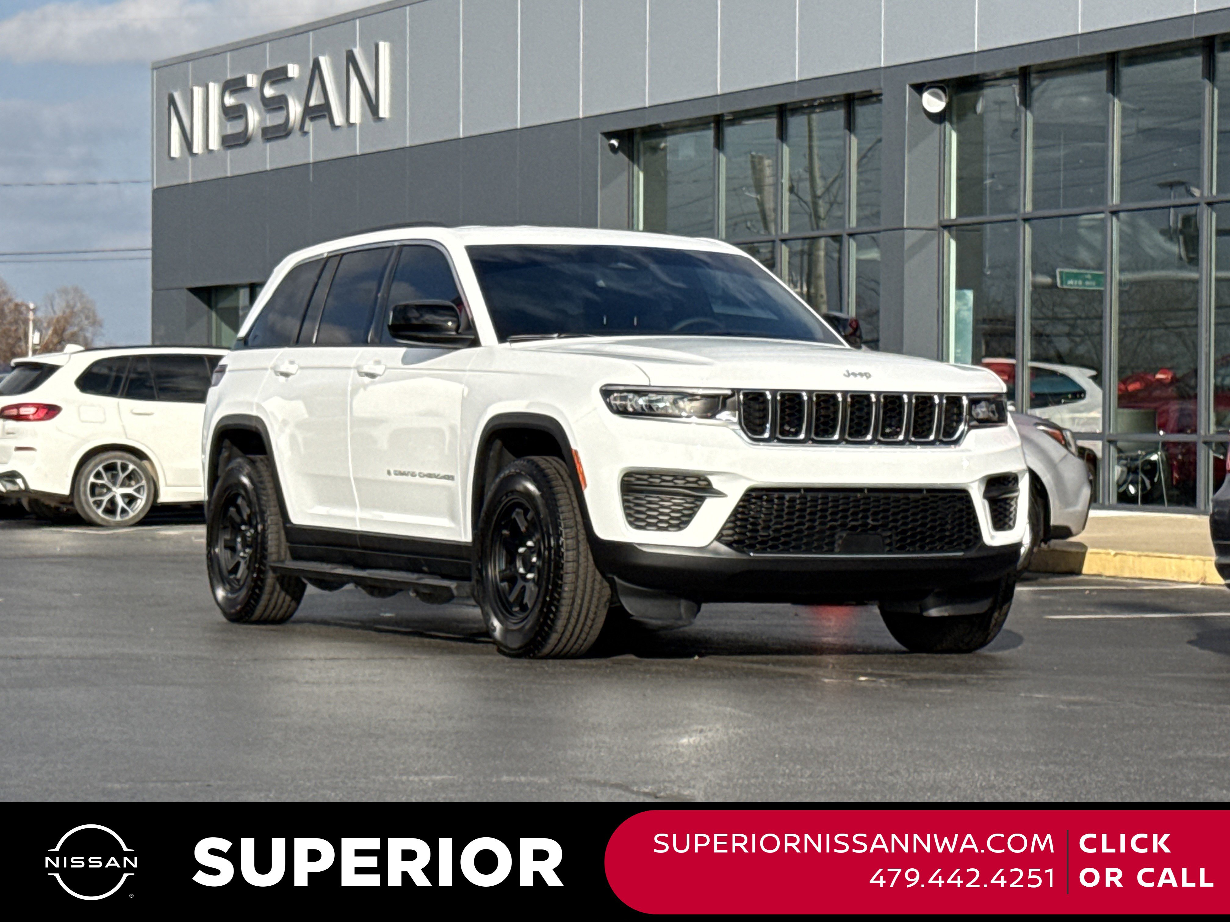 2024 Jeep Grand Cherokee Laredo's photo